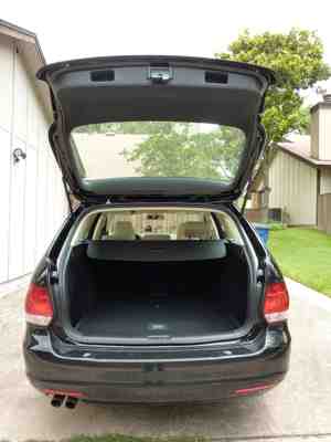 _images/05-hatch-open.300x400.25.jpg