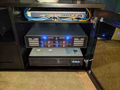 ../../_images/10-equipment-front.400x300.25.jpg