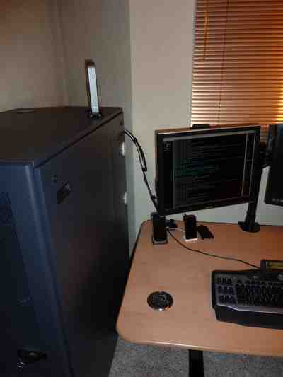 ../../_images/11-besides-lowered-desk.400x533.25.jpg