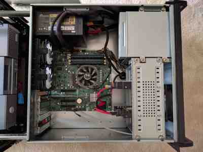../../_images/16-server.400x299.25.jpg