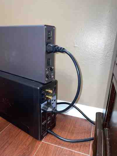 ../../_images/7-power-supply.400x533.25.jpg