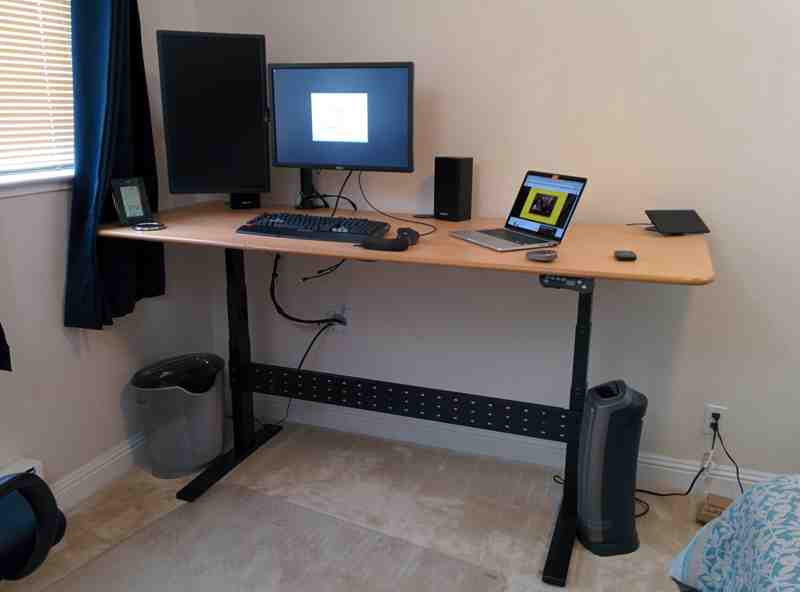 ../../_images/desk-2014-08-02-home-san-francisco.800x592.25.jpg
